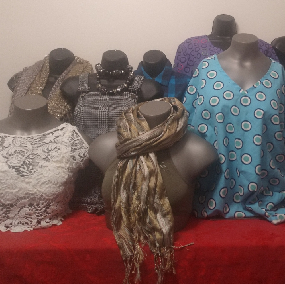 WOMAN CLOTHING